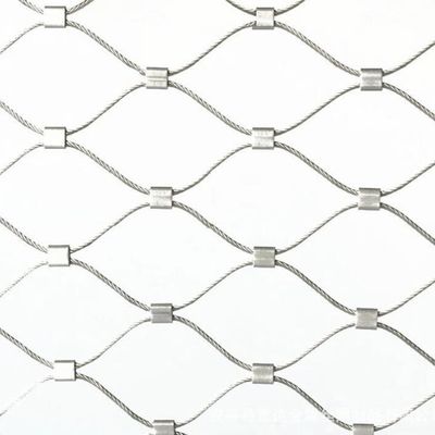 適用範囲が広い304ステンレス鋼 ワイヤー ロープは動物園のために囲う安全を一致させる