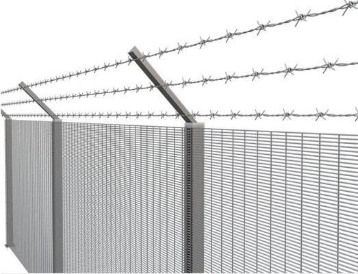 標準規格358の溶接された金網は塀のための反上昇にパネルをはめる