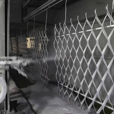 PVC は窓ガードのための拡張金属の網に電流を通しました