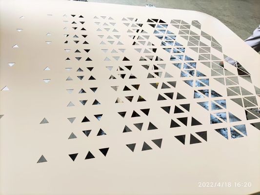 粉末塗装 青銅 金色 ハニーコム 丸い穴 メタル・メッシュ 孔付き金属シート