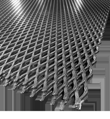 4*8フィート 鉄 ダイヤモンド 拡張 メタル メッシュ 建築用材料