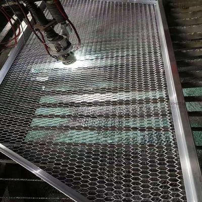 滑り防止 拡張 メタル メッシュ プラットフォームのための重用ヘクサゴン