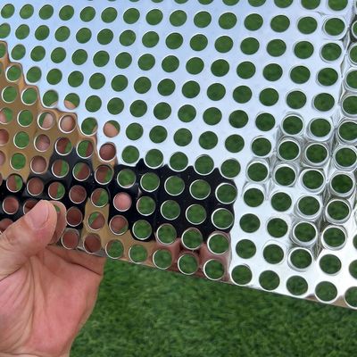 4*8フィートステンレス鋼直角丸い穴模様の穴状シート