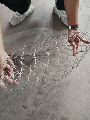 防盗 可変サイズ ダイヤの穴形 ステンレス鋼のワイヤロープ網 セキュリティフェンス