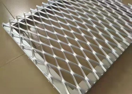 孔状の拡張金属シート 縦または平ら 0.5-5CM 直径
