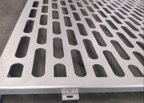 家具用装飾穴あき金属メッシュパネル 1m x 2m