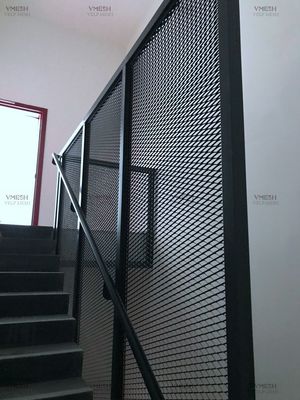 粉上塗を施してある色のダイヤモンドの金網は屋内安全柵のための電流を通された拡張金属を引き起こしました