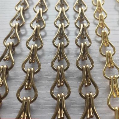 飾り付け用のチェーンフライスクリーンに使用されるアルミチェーンリンクカーテン