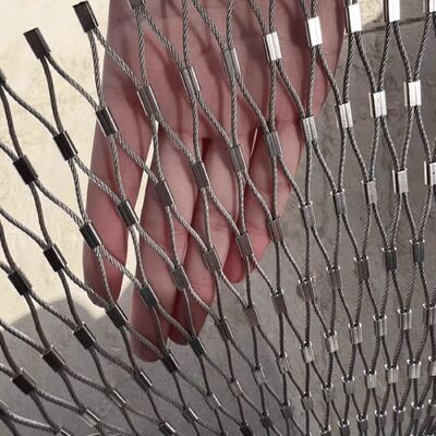 落下防止用テンションフェルール圧着ワイヤーロープメッシュ