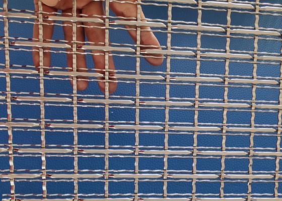 手によって編まれる真鍮の建築金属の網1.8mm 2.0mmワイヤー金属の格子シート
