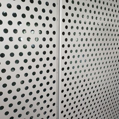 20のゲージの装飾的な円形の穴のバルコニーのための穴があいた金属の網シート