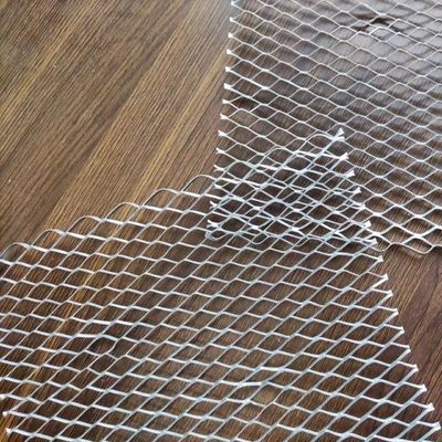 電流を通された自己のFurringのスタッコの肋骨の木ずりのダイヤモンドの網の壁は拡大された金属を塗る